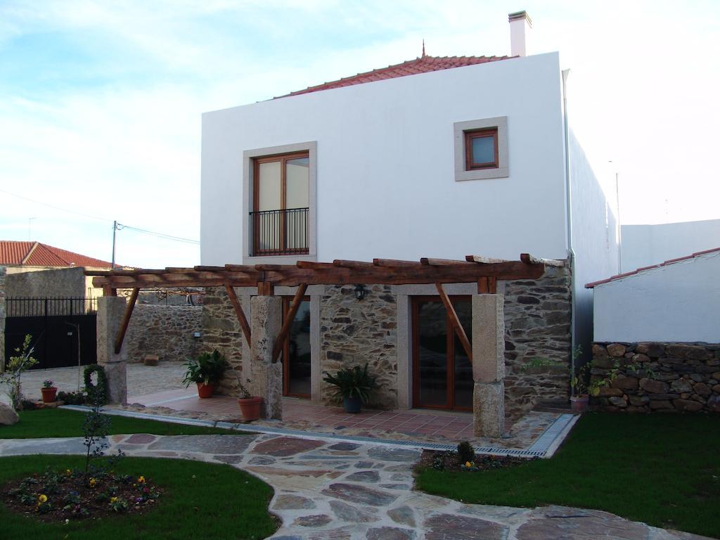 Casa Santa Catarina Hotel Penha Garcia Bagian luar foto