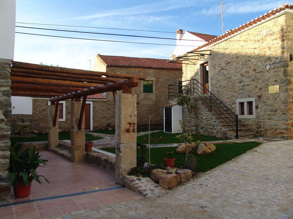 Casa Santa Catarina Hotel Penha Garcia Bagian luar foto